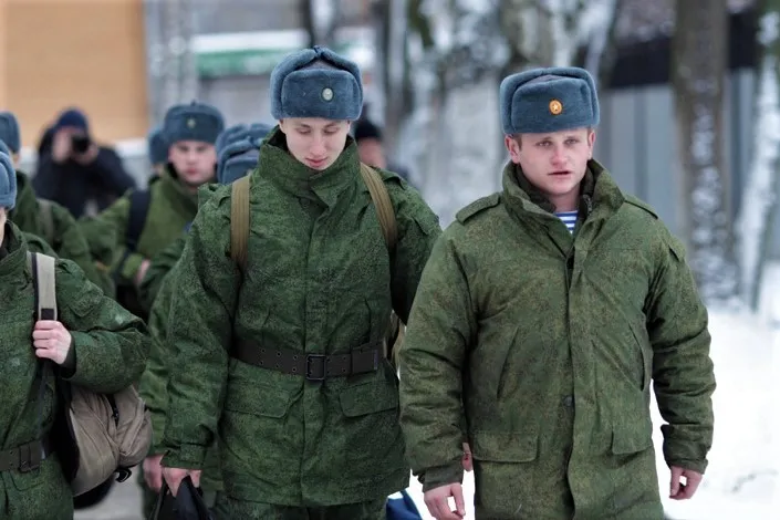 Какие прививки делают молодым людям, отправляющимся на военную службу